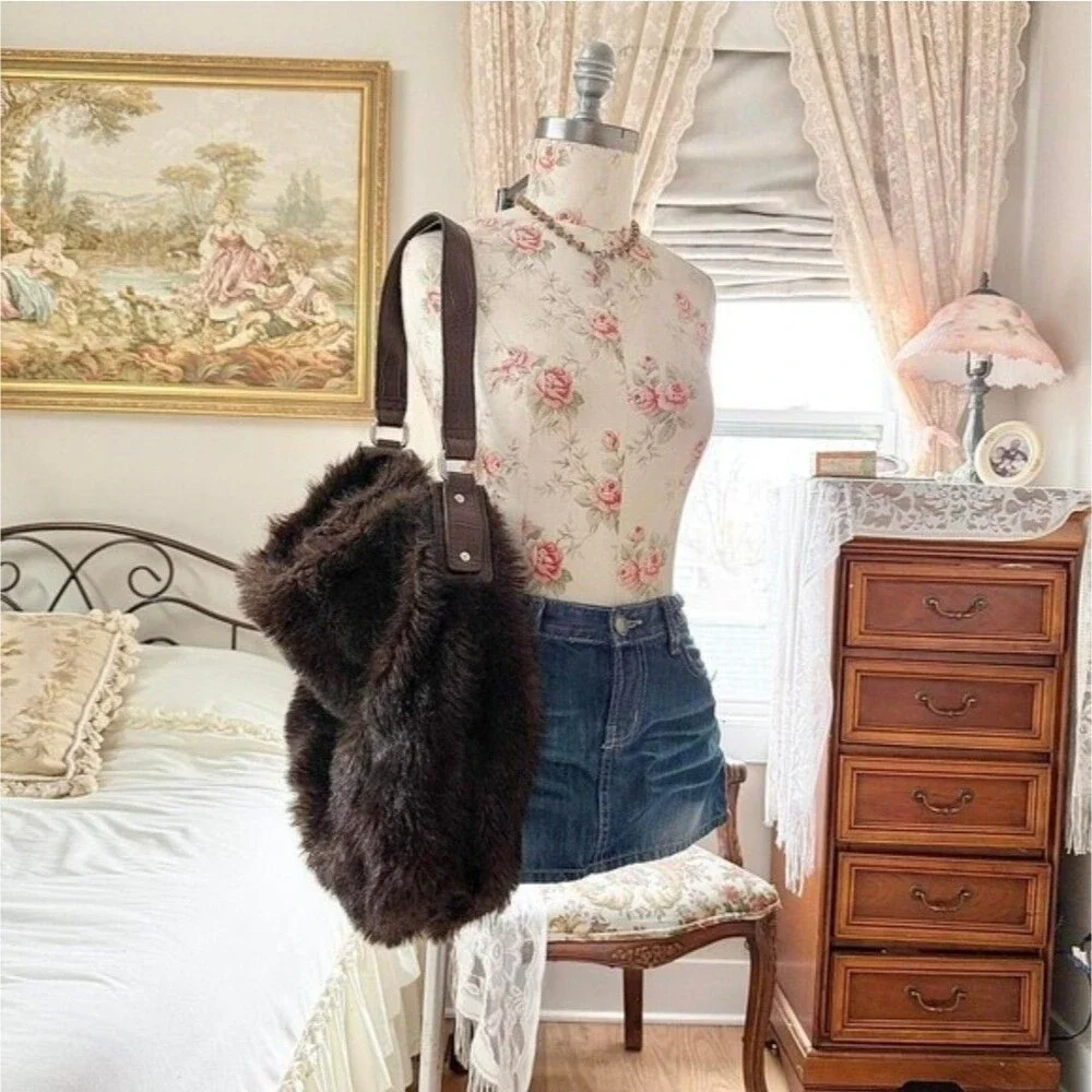 Bath & Body Works Faux Fur Purse Brown Shoulder Bag Oversized Vtg Y2K Style Hobo